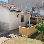 Apartman Turanj *