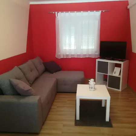 Apartment Apartman Turanj