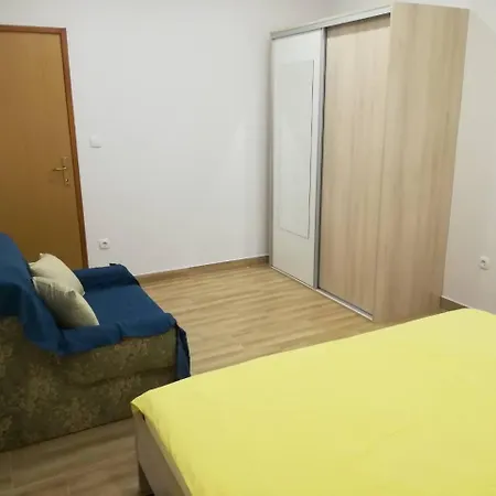 Apartment Apartman Turanj *