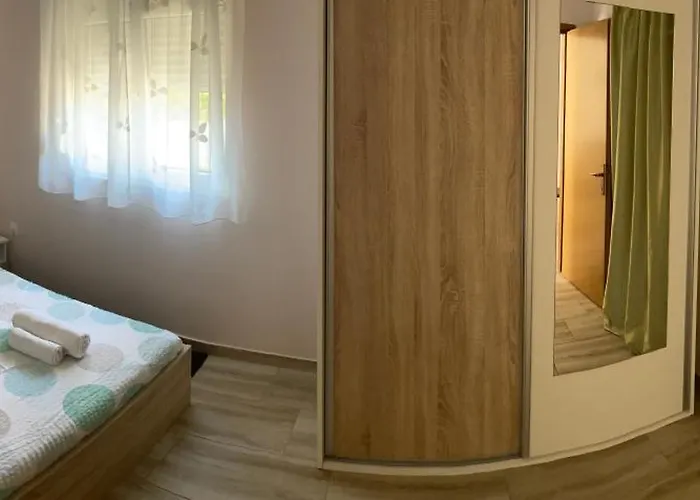 Apartman Turanj * トゥラニ