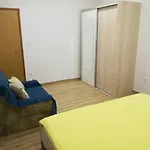公寓 Apartman Turanj *