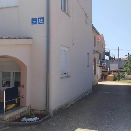 Apartman Turanj * Turanj