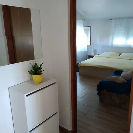 Apartman Turanj