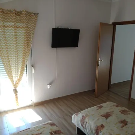 Apartman Turanj *